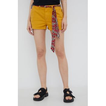 Superdry pantaloni scurti femei, culoarea galben, neted, medium waist de firma originali