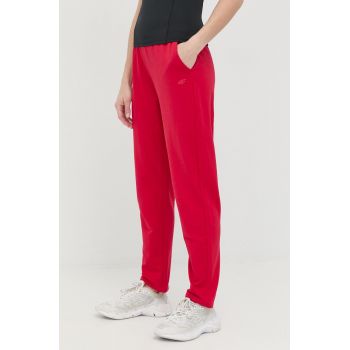 4F pantaloni de trening femei, culoarea rosu, neted