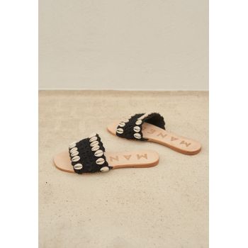 Papuci crosetati cu aplicatii de scoici Yucatan