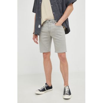 Levi's pantaloni scurti jeans barbati, culoarea gri