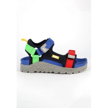 Sandale cu model colorblock si inchidere velcro Sandale cu model colorblock si inchidere velcro