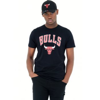Tricou cu decolteu la baza gatului si imprimeu Chicago Bulls