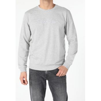 Bluza sport cu decolteu la baza gatului si text brodat