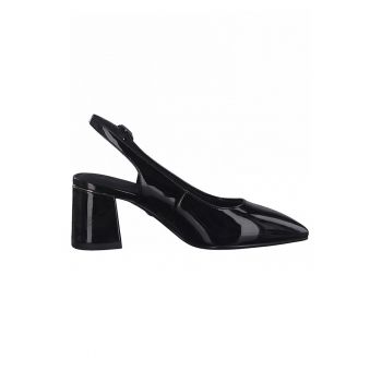 Pantofi slingback de piele ecologica cu varf ascutit si aspect lacuit Pantofi slingback de piele ecologica cu varf ascutit si aspect lacuit