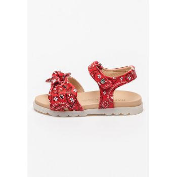 Sandale de piele cu velcro si model floral Kelly la reducere