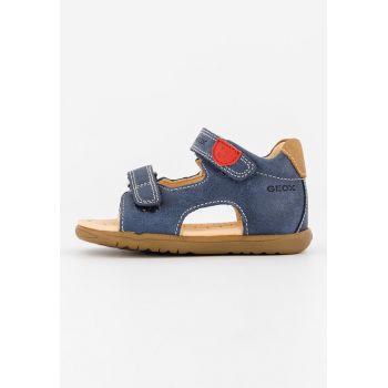 Sandale de piele cu velcro Sandale de piele cu velcro