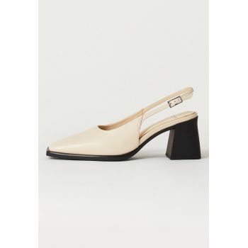 Pantofi de piele cu toc masiv Pantofi de piele cu toc masiv