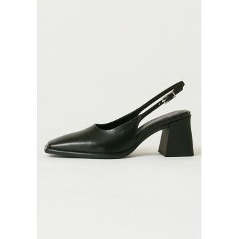 Pantofi de piele cu toc masiv Pantofi de piele cu toc masiv