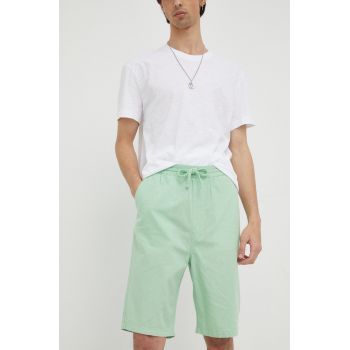 Lee pantaloni scurți din amestec de in barbati, culoarea verde