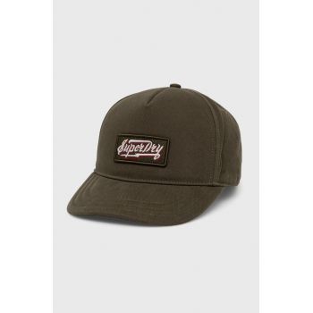 Superdry caciula din bumbac culoarea verde, cu imprimeu