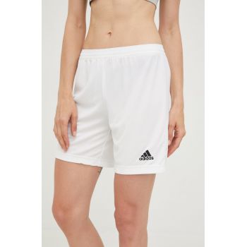 adidas Performance pantaloni scurți de antrenament Entrada 22 femei, culoarea alb, neted, high waist