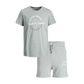 Set de tricou cu imprimeu logo si pantaloni scurti - 2 piese