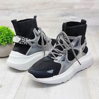 Sneakersi Dama Alb/Negru Cu Siret Stana