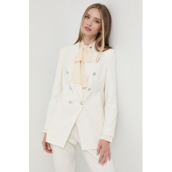 BOSS sacou culoarea bej, cu doua randuri de nasturi, neted