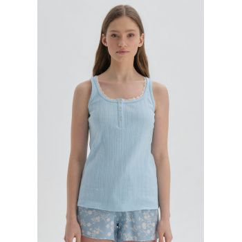 Top de pijama cu detalii de dantela