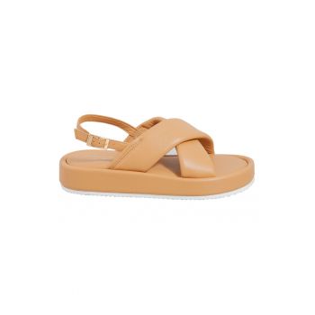 Sandale de piele cu catarama Sandale de piele cu catarama