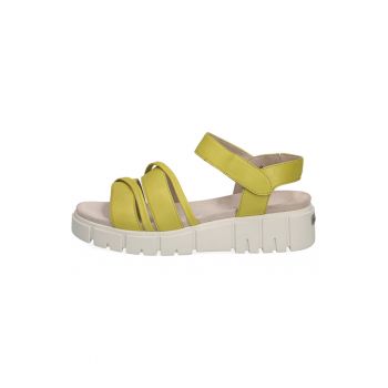 Sandale din piele cu inchidere velcro Sandale din piele cu inchidere velcro