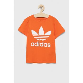 adidas Originals tricou de bumbac pentru copii culoarea portocaliu, cu imprimeu