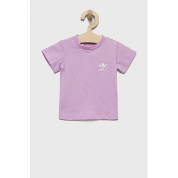 adidas Originals tricou de bumbac pentru copii culoarea violet