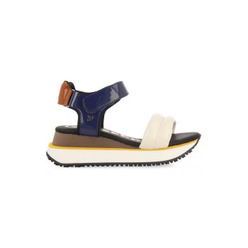 Sandale cu talpa wedge Areal