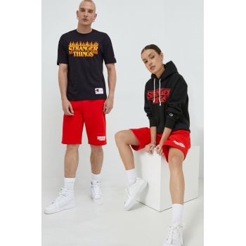 Champion pantaloni scurti Xstranger Things culoarea rosu, cu imprimeu