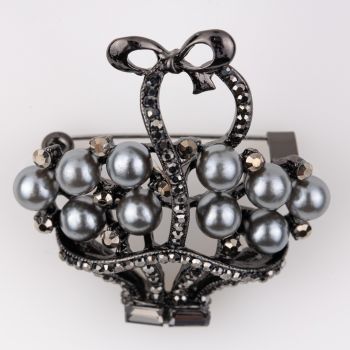 Brosa metalica, cosulet argintiu cu perle si pietricele