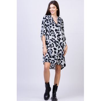 Rochie camasa din vascoza, midi, cu imprimeu animal print gri-negru