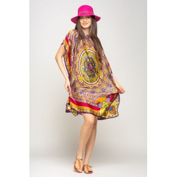 Rochie de plaja tip poncho din matase cu mandala centrala in chenar fucsia si mov