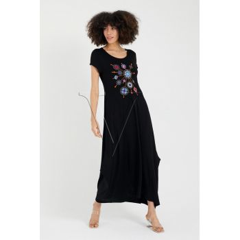 Rochie lalea in colturi, din tricot de vascoza, cu broderie   Circles