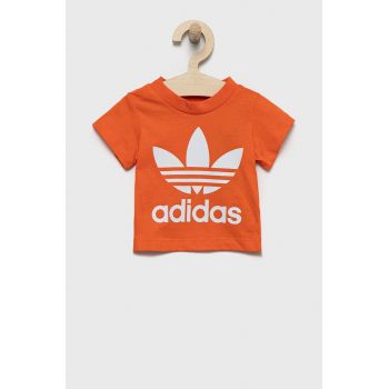 adidas Originals tricou de bumbac pentru copii culoarea portocaliu, cu imprimeu