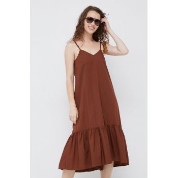 Sisley rochie din bumbac culoarea maro, midi, evazati ieftina