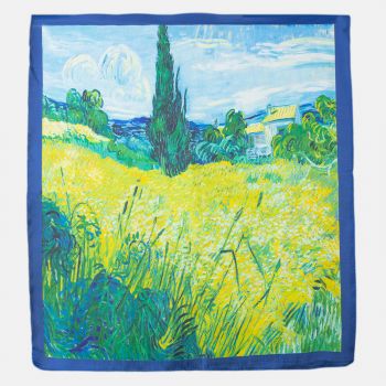 Esarfa patrata cu o singura fata imprimata cu o reproducere dupa Camp de grau si chiparosi de Van Gogh