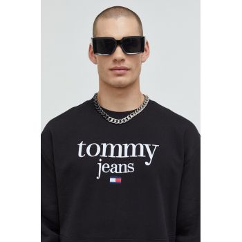 Tommy Jeans bluza barbati, culoarea negru, cu imprimeu