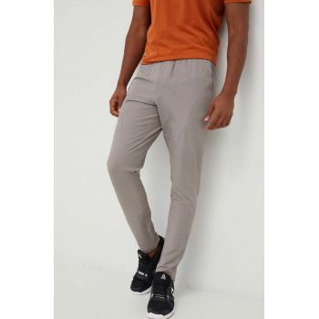 Under Armour pantaloni de antrenament Unstoppable barbati, culoarea gri, neted