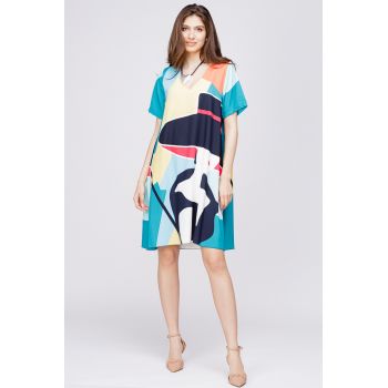 Rochie A-line cu imprimeu   Fata cu palarie