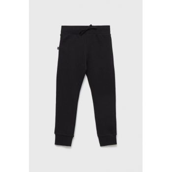 United Colors of Benetton pantaloni de trening din bumbac pentru copii culoarea negru, melanj