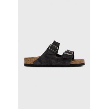 Birkenstock papuci din piele Arizona Sfb barbati, culoarea gri