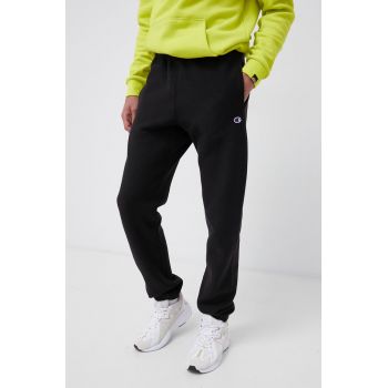 Champion Pantaloni 216540 bărbați, culoarea negru, cu imprimeu 216540 de firma originali