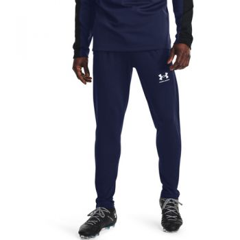 Pantaloni barbati Under Armour Challenger 1365417-410