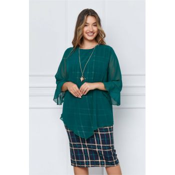 Rochie Carolina cu voal verde si fusta bleumarin cu carouri