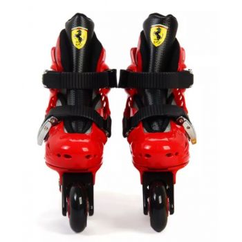 Role Ferrari, reglabile, masura 29-32, culoare rosie cu set protectie si casca