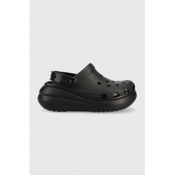 Crocs papuci Classic Crush Clog femei, culoarea negru, cu platformă 207521 de firma originali