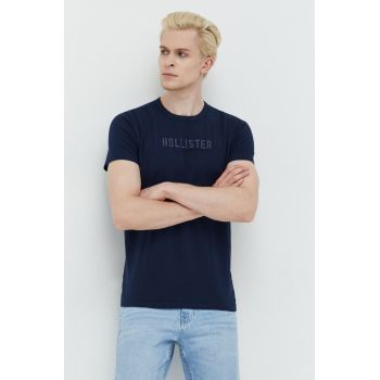 Hollister Co. tricou din bumbac culoarea albastru marin, cu imprimeu