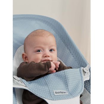 Balansoar Balance Soft Sky BlueWhite Mesh Baby Bjorn