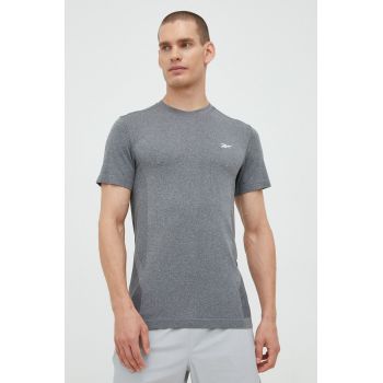 Reebok tricou de antrenament United By Fitness Myoknit , culoarea gri, melanj de firma original