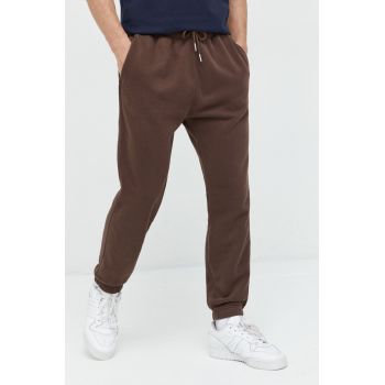 Abercrombie & Fitch pantaloni de trening barbati, culoarea maro, neted