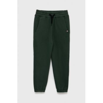 Abercrombie & Fitch pantaloni de trening pentru copii culoarea verde, neted