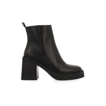 Botine de piele ecologica cu toc masiv Altrier