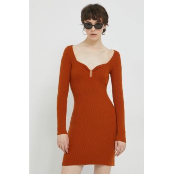 Abercrombie & Fitch rochie culoarea maro, mini, mulata de firma originala