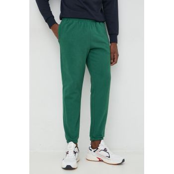 GAP pantaloni de trening barbati, culoarea verde, neted ieftini